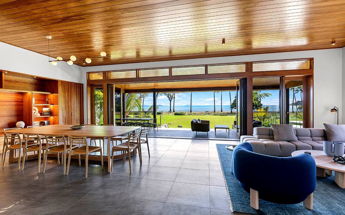 Flametree House | 1050 m² House ∙ 6 bedrooms ∙ 12 guests
