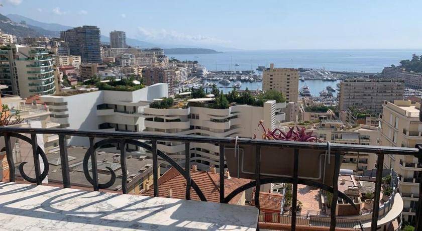 Quartier du Port Apartment | 110 m² Apartment ∙ 3 bedrooms ∙ 5 guests