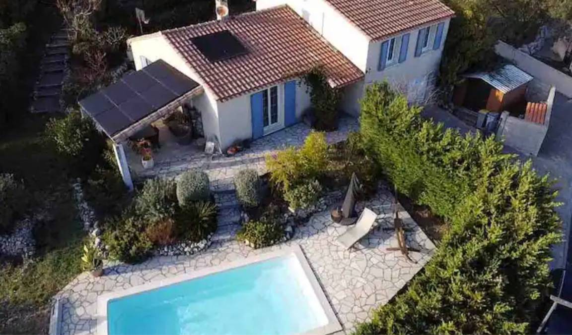 Vailhauques House | 130 m² House ∙ 4 bedrooms ∙ 6 guests