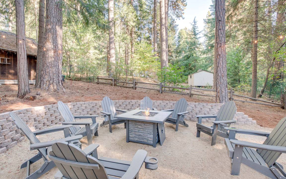 Pollock Pines House | 211 m² House ∙ 4 bedrooms ∙ 10 guests