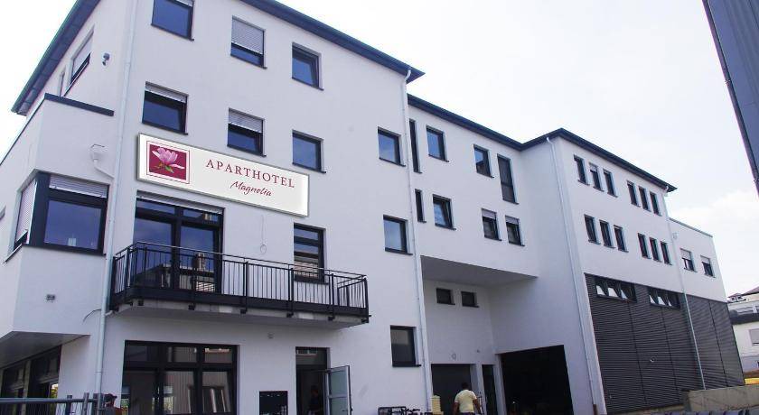 Oberursel Apartment | 30 m² Serviced apartment ∙ 5 guests