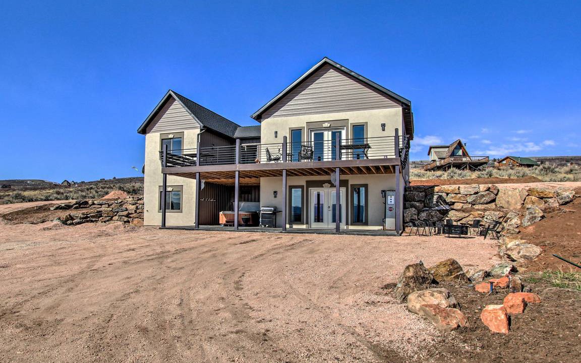 Sweetwater House | 399 m² House ∙ 5 bedrooms ∙ 23 guests