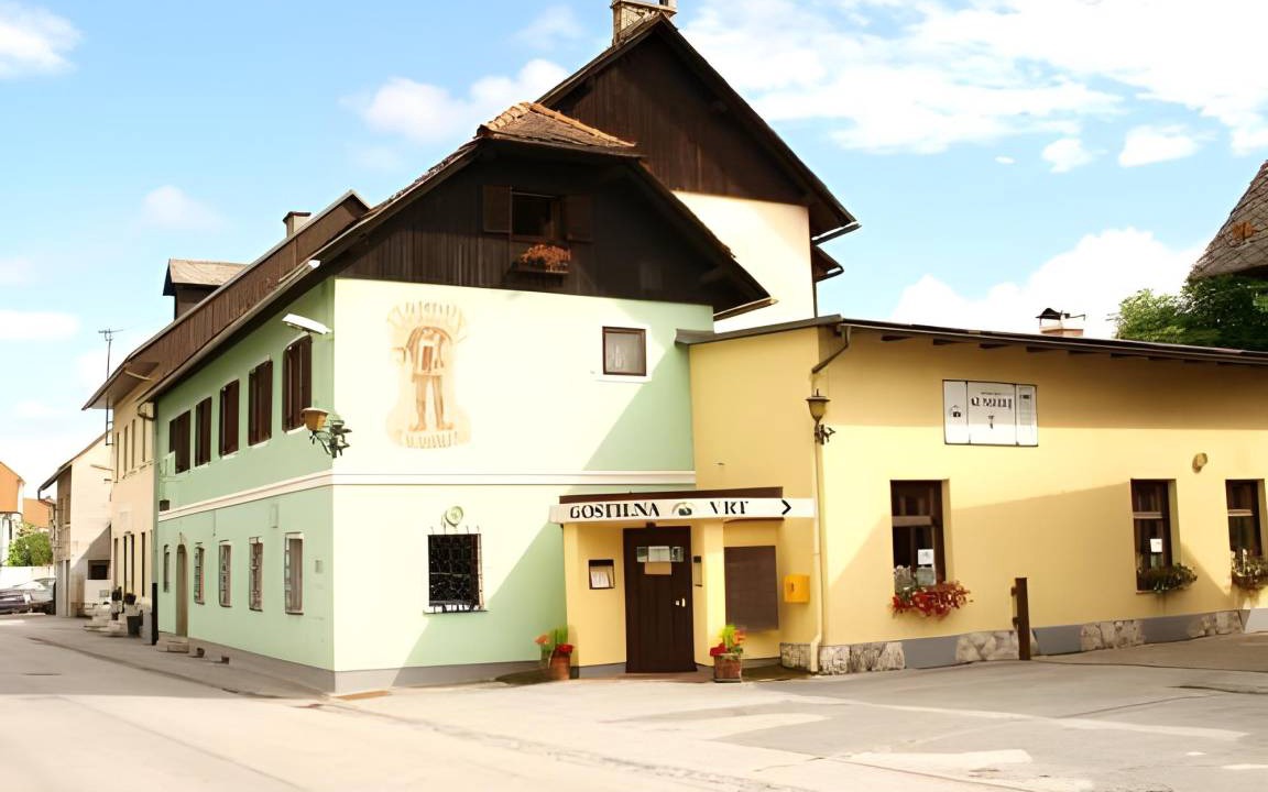 Radovljica Bed & Breakfast | 60 m² Bed and breakfast ∙ 5 guests