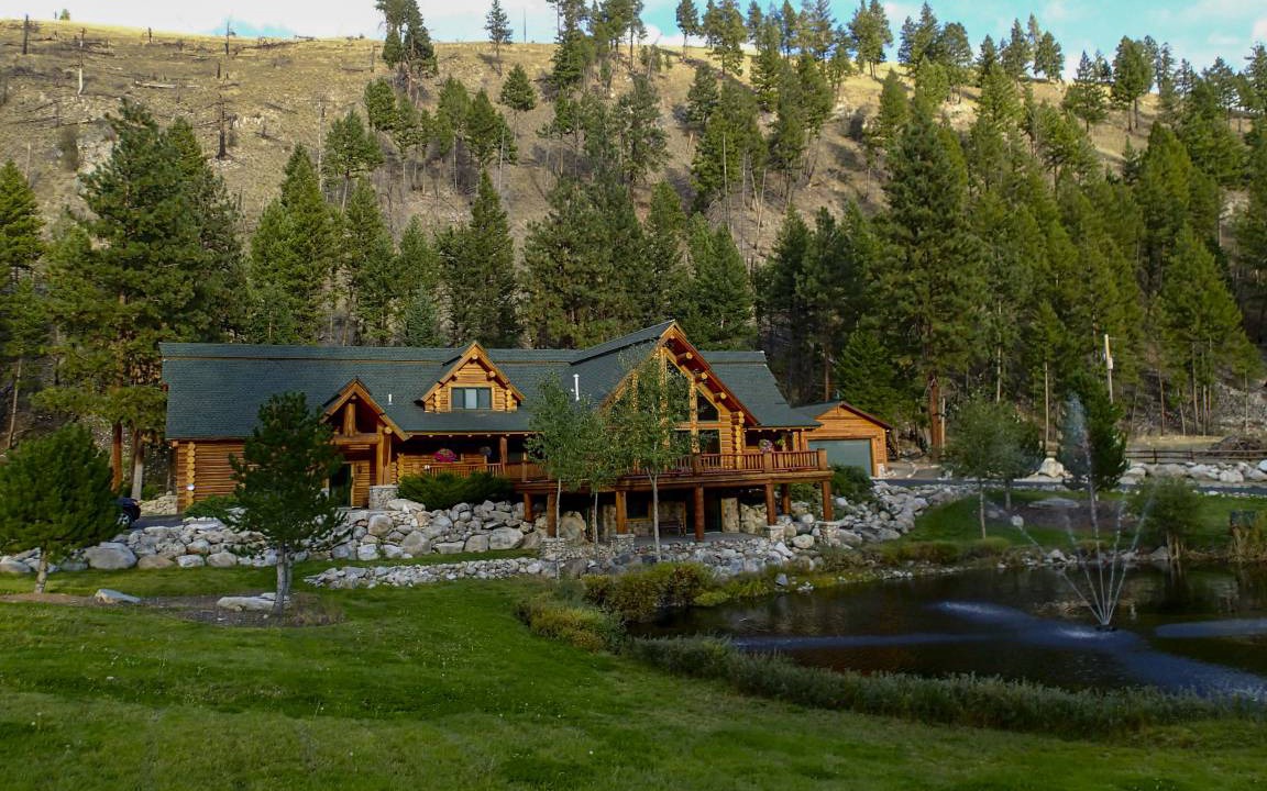 Conner House | 631 m² House ∙ 6 bedrooms ∙ 18 guests