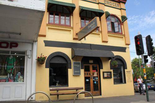 Surry Hills Apartment | 75 m² Apartment ∙ 1 bedroom ∙ 2 guests