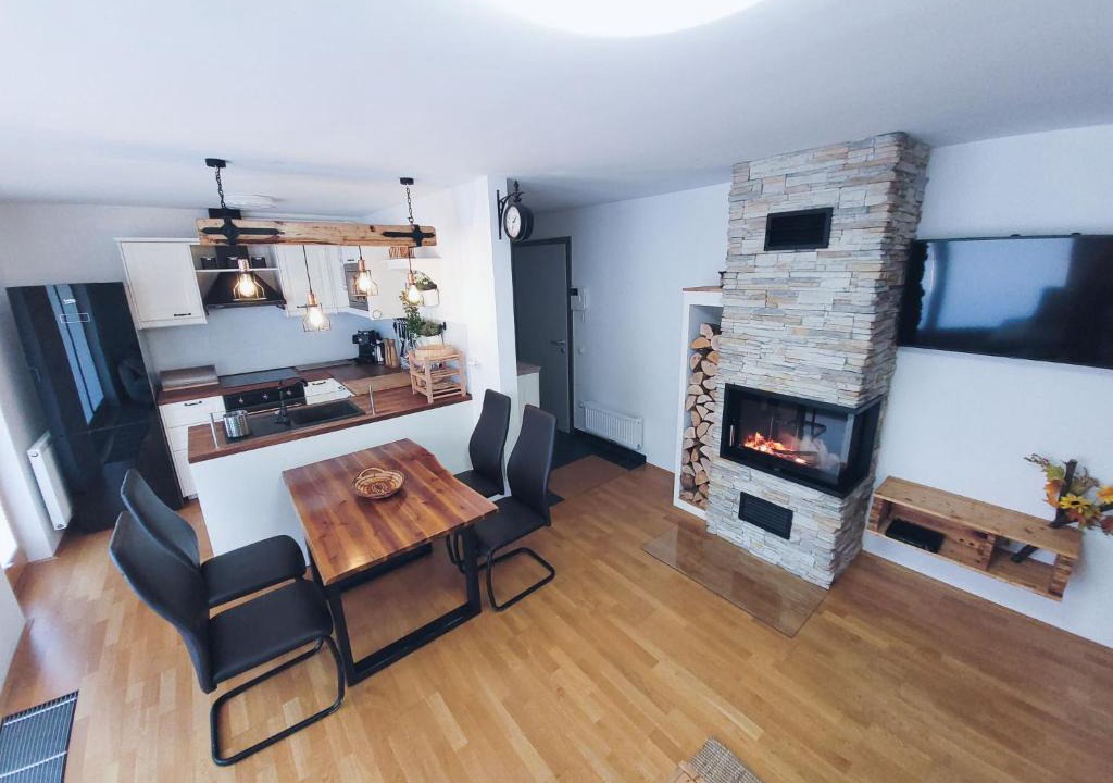 Mojstrana Apartment | Apartma M&J