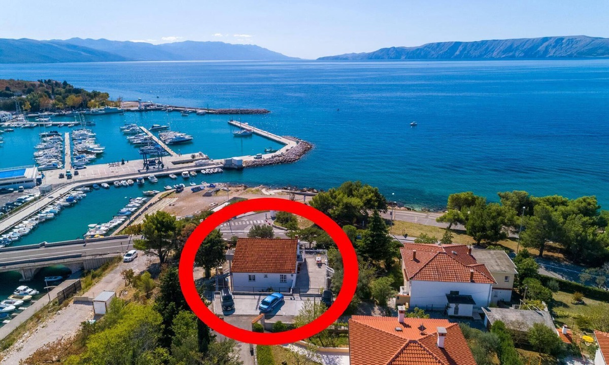 Novi Vinodolski Apartment | Apartment for 4 persons approx. 50 qm in Novi Vinodolski, Kvarner Bay (Crikvenica and the surrounding area)