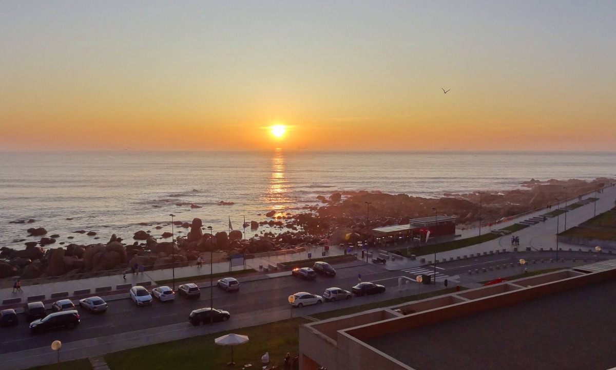 Canidelo Apartment | Beachfront apartment with 3 bedrooms. Fabulous view over the sea.