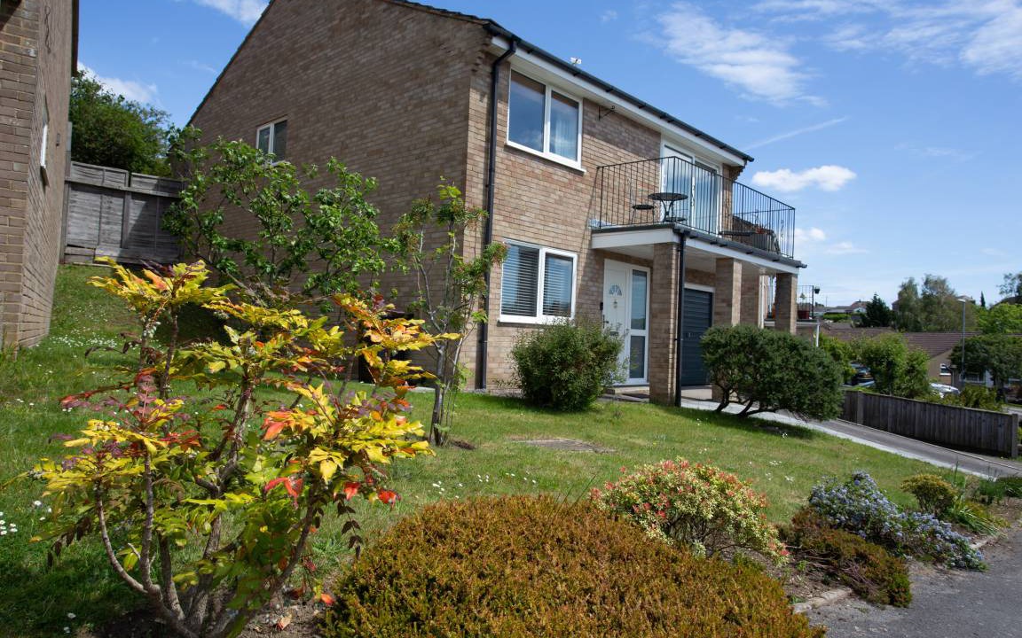 Corfe Mullen Cottage | Cabin ∙ 2 bedrooms ∙ 4 guests