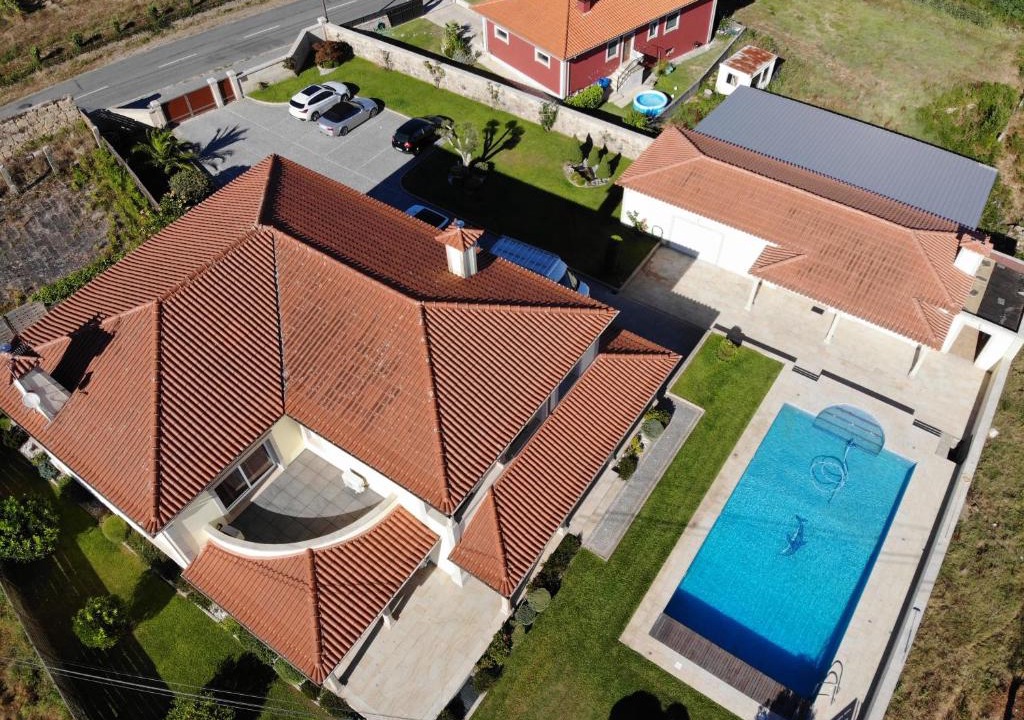 Cossourado Villa | CASA cf sousa