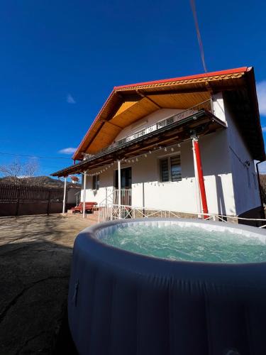 Berislavesti House | Casa NIB Calimanesti