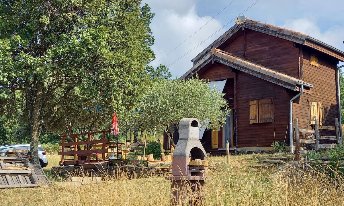 Faugeres Ski Chalet | Chalet with all comforts in Ardeche: a haven of peace in sumptuous natural surroundings.