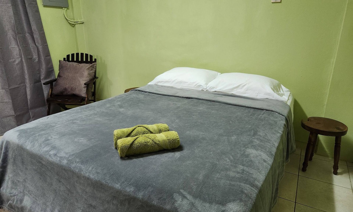 Diego Martin Apartment | Charming 2-bedroom apartment with WiFi and AC in delightful Diego Martin