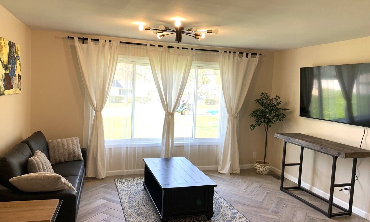 Rochester Hills House | Comfy house - Centrally located