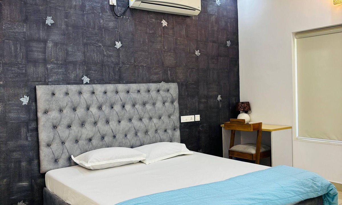 Thiruvananthapuram Villa | Discover a 3-bedroom villa nestled in the vibrant heart of Thiruvananthapuram.