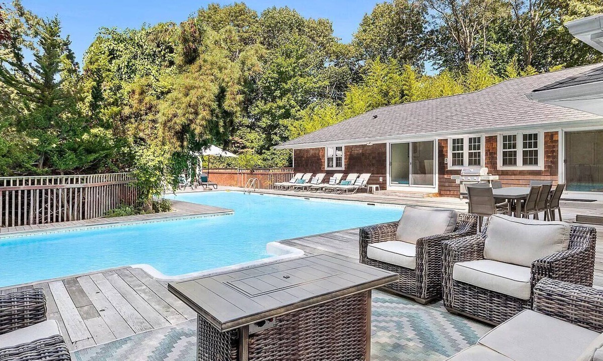 Noyack House | Expansive Sag Harbor Estate with Pool, Tennis, Hot Tub, Close to Sag Harbor.