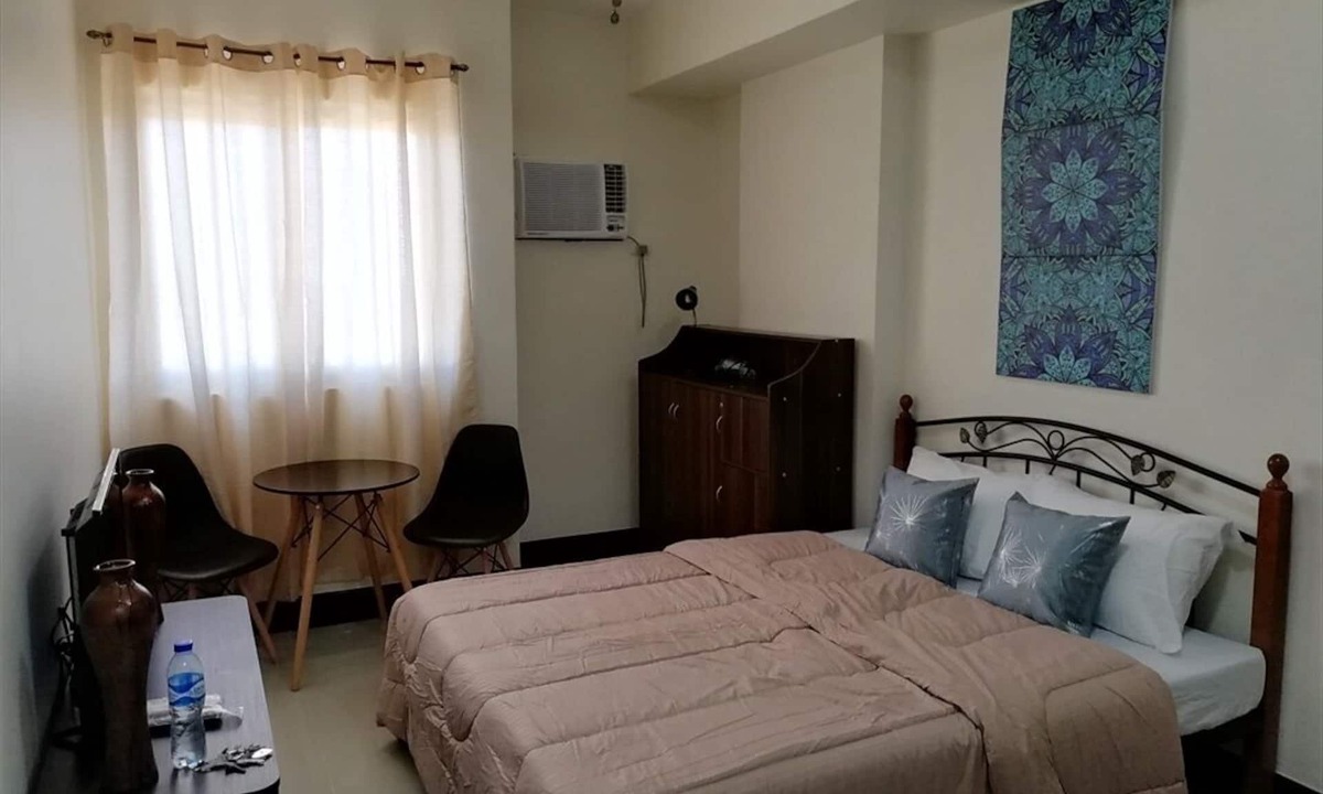 Cebu House | Freshly fully furnished studio at Grand Residences Cebu