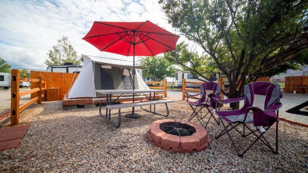 Funstays Setup Tent Park | Moab South Valley