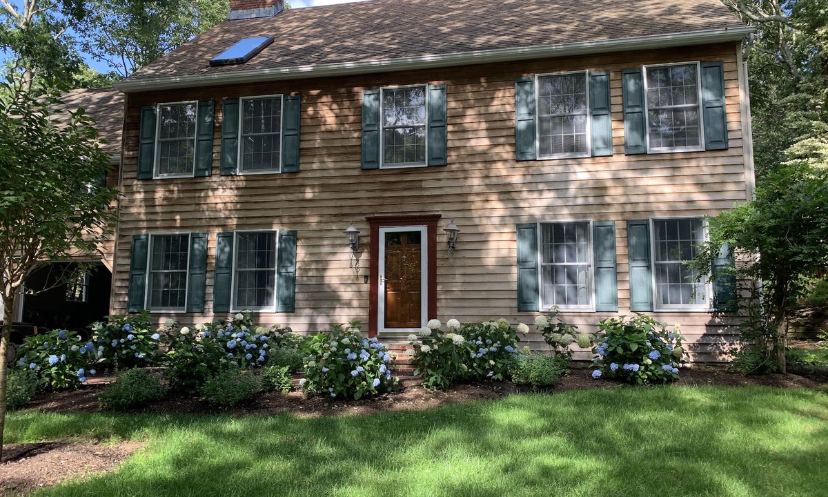 Hampton Bays House | Hamptons Cousy, Spacious, Family Home by the beach