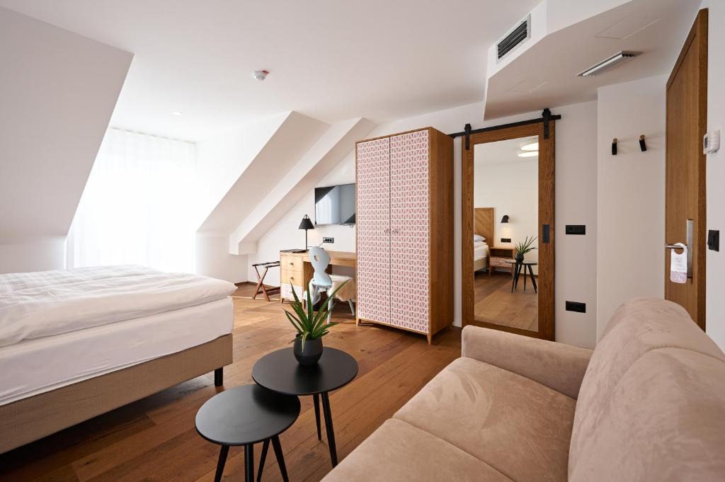 Sencur Hotel | Hiša Ančka, Šenčur - 3 min to the Airport