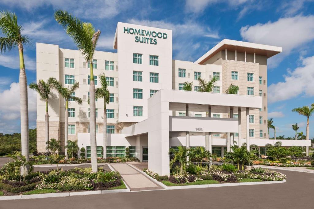 Braden River Hotel | Homewood Suites by Hilton Sarasota-Lakewood Ranch