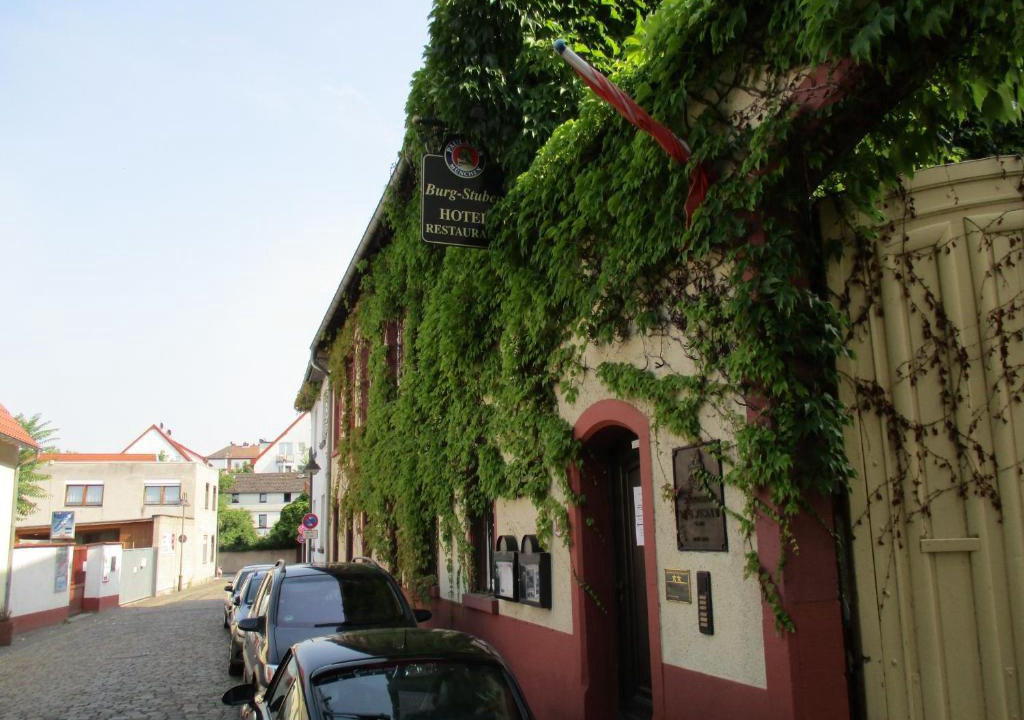 Weisenau House | Hotel Burg-Stuben