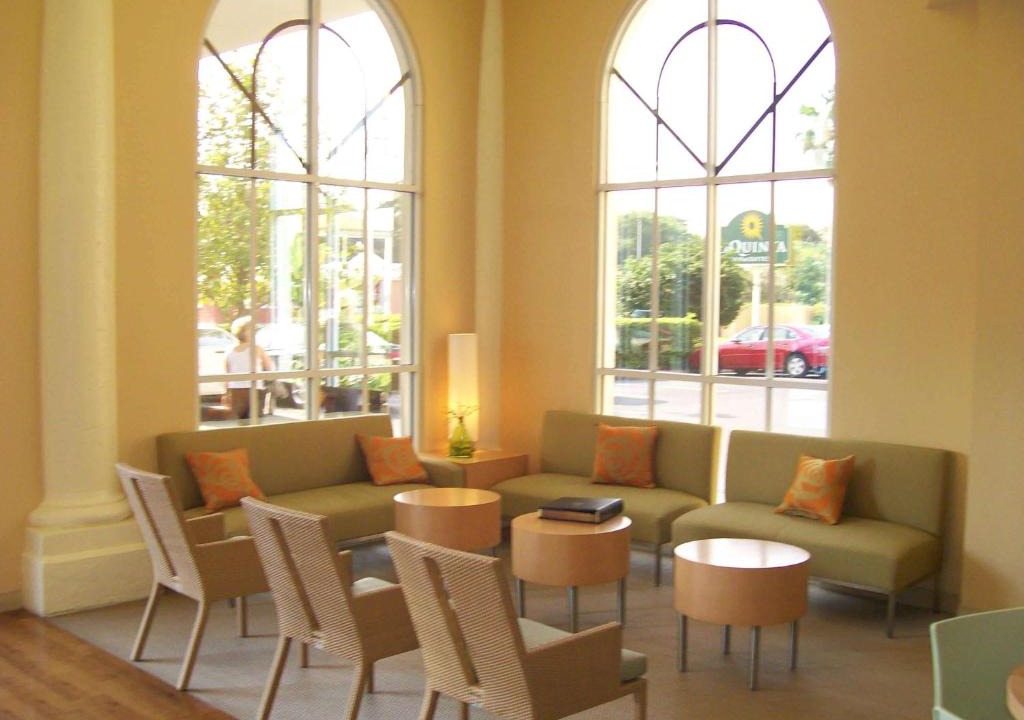 North Trail Hotel | La Quinta by Wyndham Sarasota Downtown