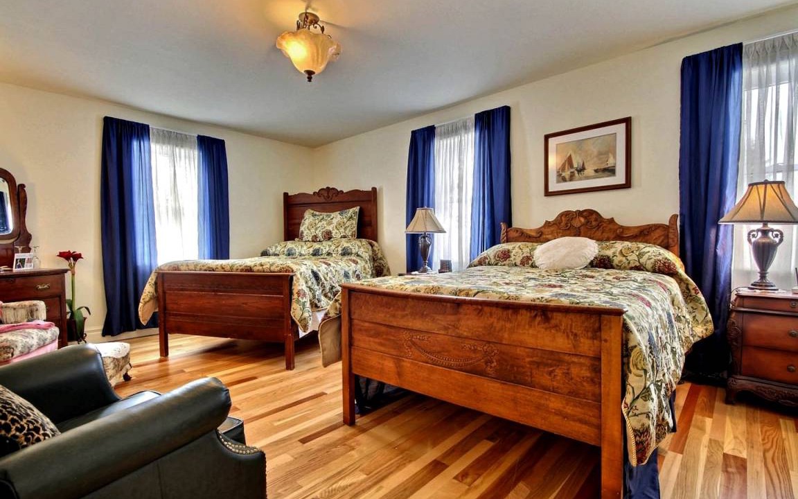 North Dundas Cabin | Lodge ∙ 1 bedroom ∙ 4 guests