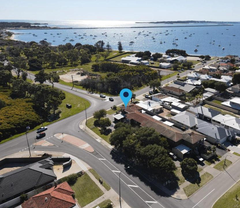 Rockingham Apartment | Refreshing 2BR Unit near the Beach with WIFI