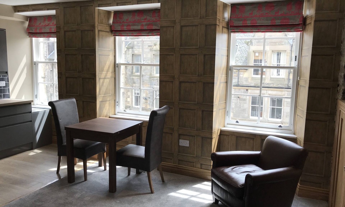 Royal Edinburgh | Old Town