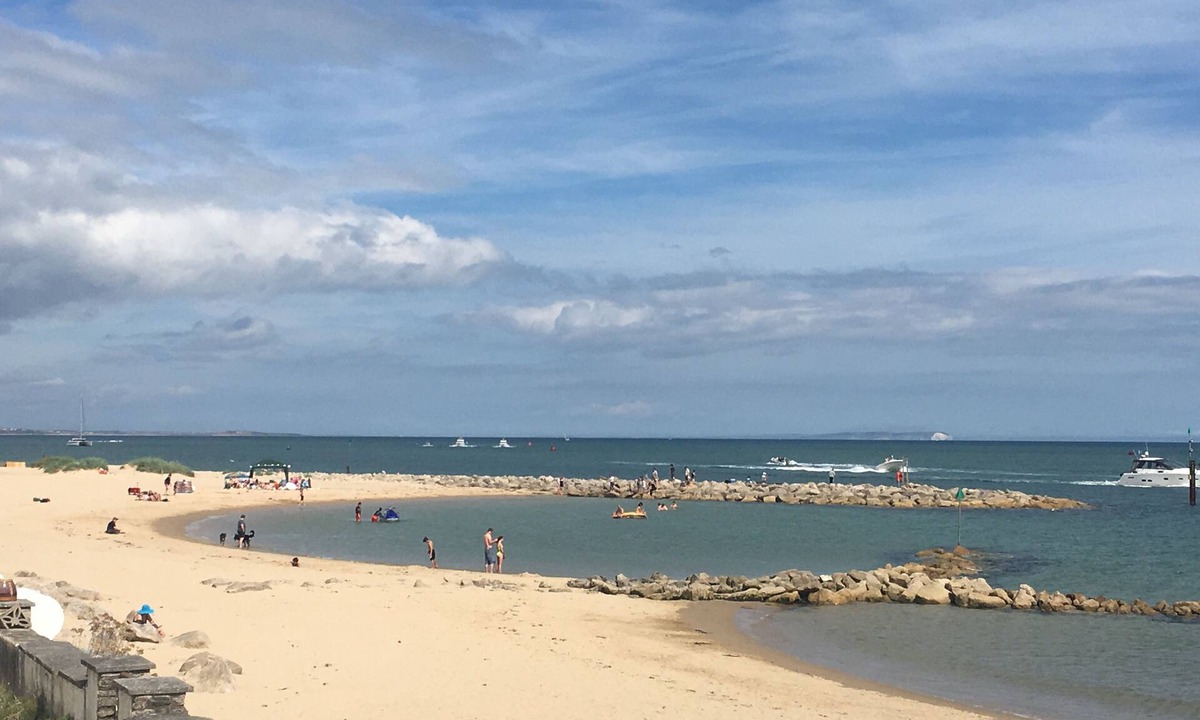 Sandbanks House | Sandbanks Holiday Home Poole 5 minutes walk to the BeachnSleeps 8/9