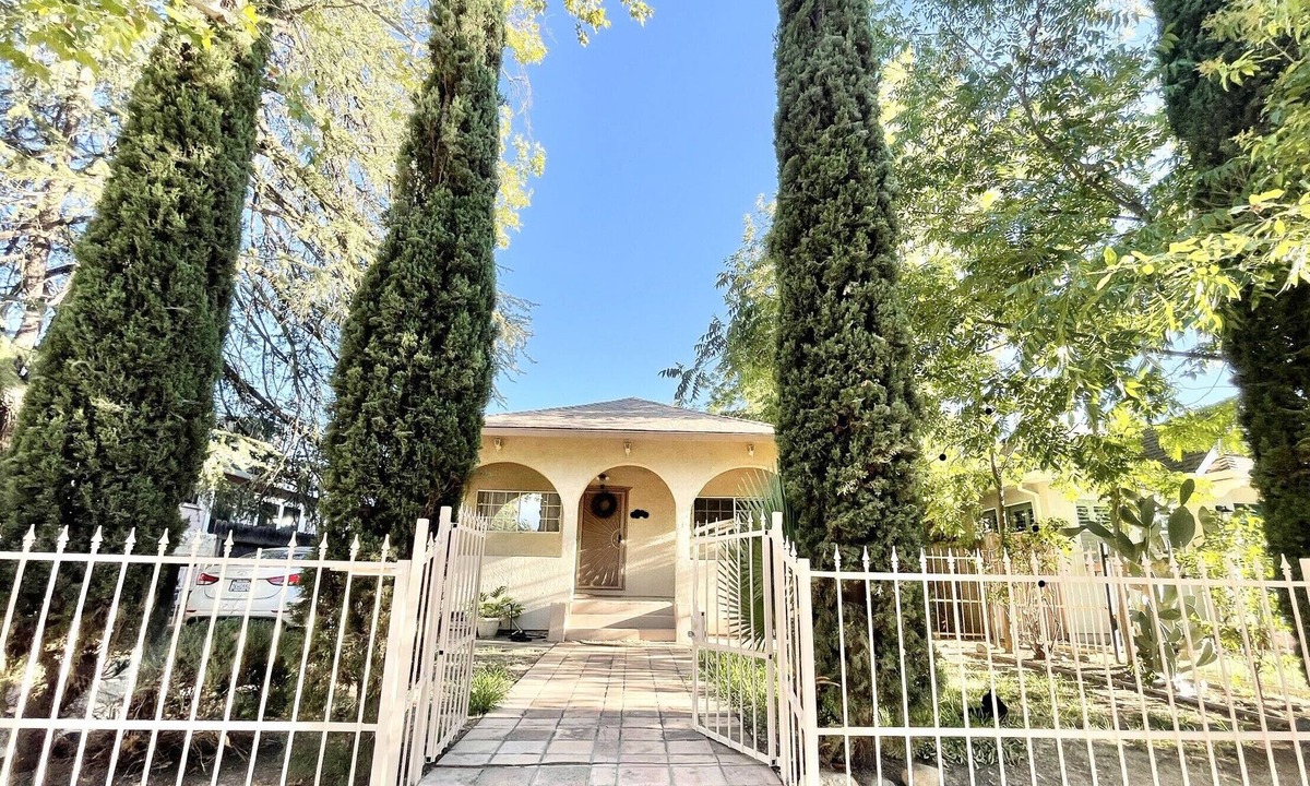 Southeastern Sacramento House | Spacious home near UC Davis med Midtown & Cal Expo