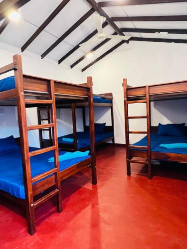 Uppuveli Hostel | Trinco Bay Dive Hostel