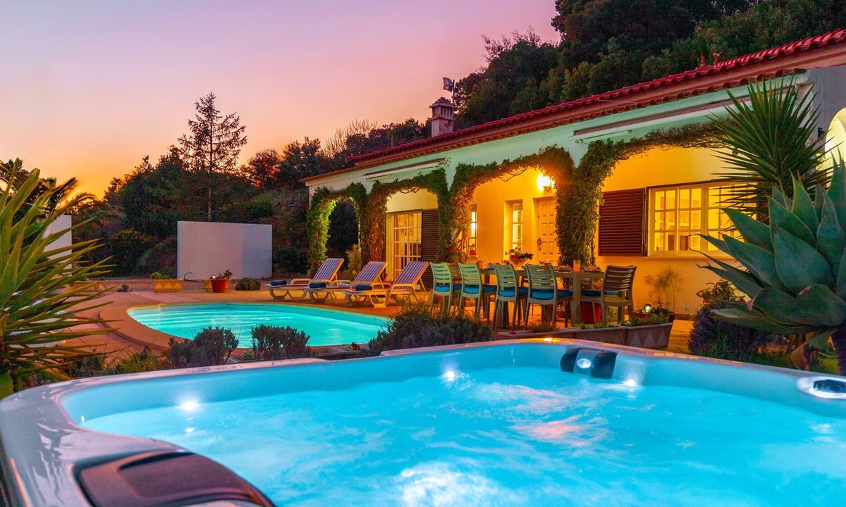 Monchique Villa | Villa with heatable pool & BBQ, Galé