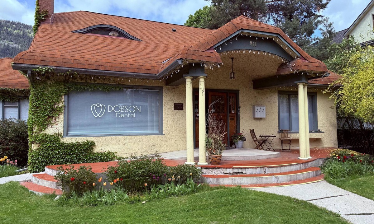 Nelson Apartment | Wheelchair Accessible 2 BR Downtown Suite: Urban Comfort- Pet-Friendly.