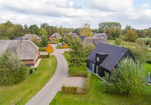 317 m² Bungalow ∙ 12 bedrooms ∙ 24 guests