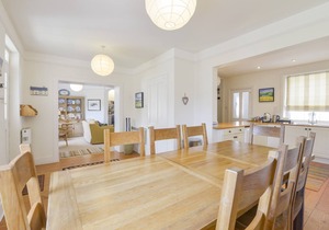 4 COASTGUARDS COTTAGE, family friendly, with open fire in Hope Cove