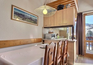4-room duplex, 8 pers, south-facing, balcony, ski-in/ski-out