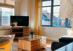Apartment 11 Popeshead Court