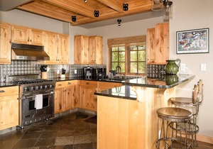 Book Now for the Festive Season! Cowboy-Chic, Ski-In/Ski-Out Home with Beautiful Mountain Views!