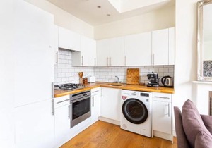 Bright and Spacious Notting Hill Nest