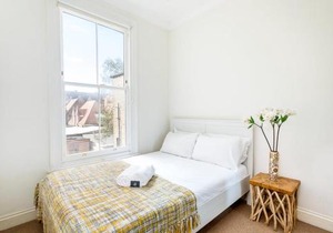 Bright and Spacious Notting Hill Nest
