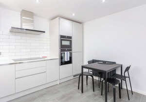 Bright + modern 3 bed house in Stratford + garden!