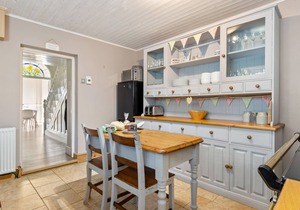 Cartref - Beautiful Cottage, Hot Tub, Countryside Views