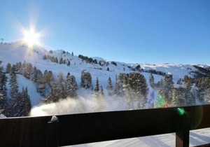 Cozy Apartment with Balcony, Ski-In/Ski-Out Access, Near Shops in Belle Plagne