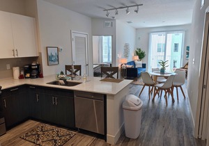 Downtown Apartment with Pool, Gym, and Coworking Space