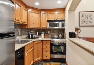 Family Fun Getaway 3BR Villa in Midway at Zermatt Resort