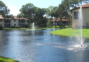 Great Relaxing Overnight Stay! Kitchenette, Free Parking, 2 Tennis Courts