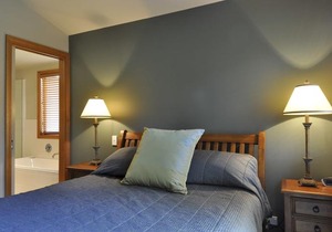 Lansdown Peaks Apartments