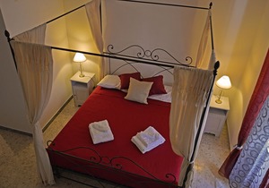 Large apartment with wi-fi and terrace